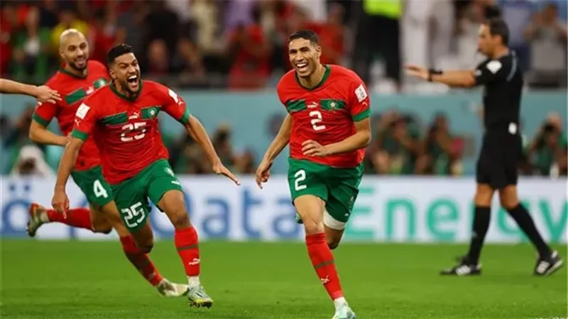 أشرف حكيمي أساسياً في تشكيل المغرب أمام تنزانيا