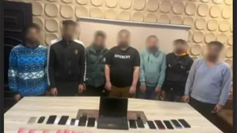 ضبط تشكيل عصابي خطير للنصب على المواطنين عبر مواقع التواصل