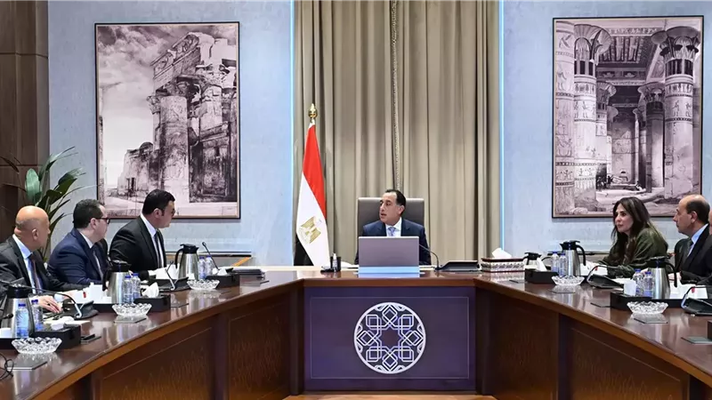 رئيس الوزراء يوجه بسرعة الانتهاء من الأعمال المتبقية بـ