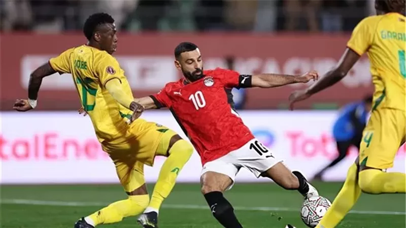 رقم تاريخي جديد ينتظر محمد صلاح مع منتخب مصر أمام بنين