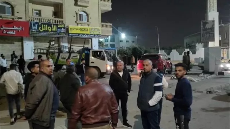 رئيس جهاز بدر يقود حملة إشغالات ليلية على أخطر الأماكن الشائكة.. صور