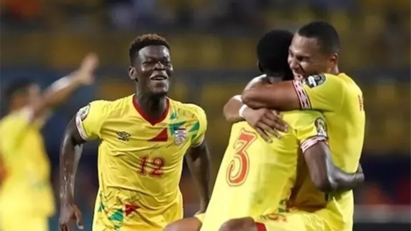 رئيس الاتحاد البنيني يعلن عن مكافأة 200 مليون في حالة الفوز علي مصر
