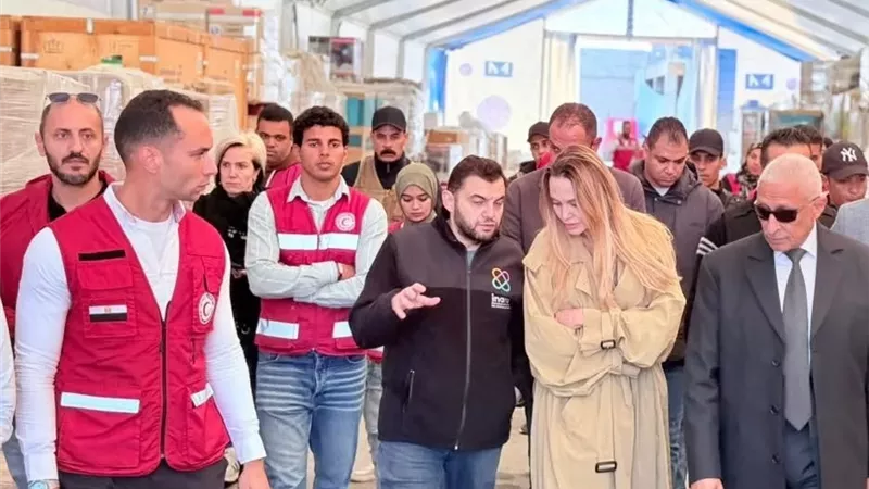 الصحافة العالمية تسلط الضوء على زيارة أنجلينا جولي لمصر ومعبر رفح