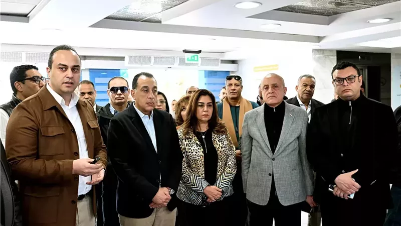 مدبولى يتفقد عددا من المنشآت التابعة لهيئة الرعاية الصحية بالأقصر