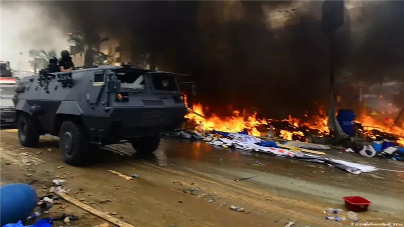 قيادات الجماعة الإرهابية استهدفت بث الفوضى وتقويض مؤسسات الدولة