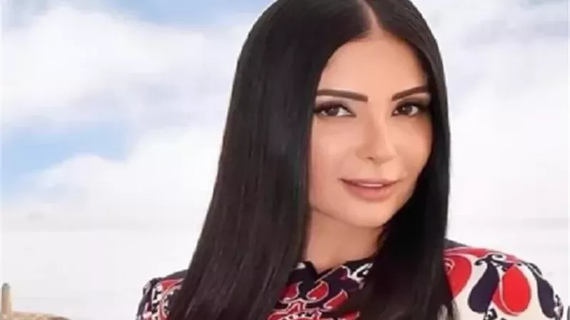منى زكي تحاول الاجهاض بسبب علاقات زوجها فى 