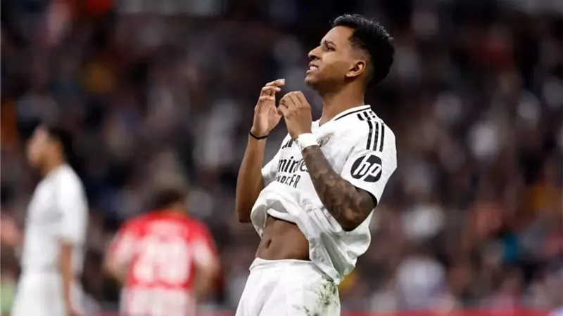 رومانو يحسم الجدل بشأن رحيل رودريجو عن ريال مدريد هذا الشهر