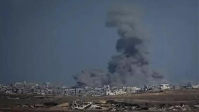تصعيد ميداني واسع في قطاع غزة مع استمرار القصف وتفاقم المأساة الإنسانية