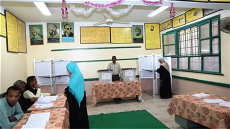 انتظام عملية التصويت في اليوم الثاني لجولة الإعادة بانتخابات نواب أسوان