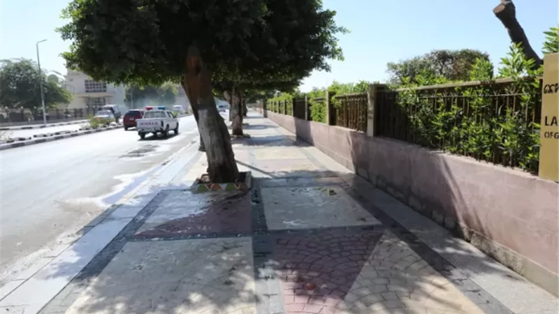 محافظ أسوان يتابع جاهزية الحدائق والمتنزهات وممشى أهل مصر