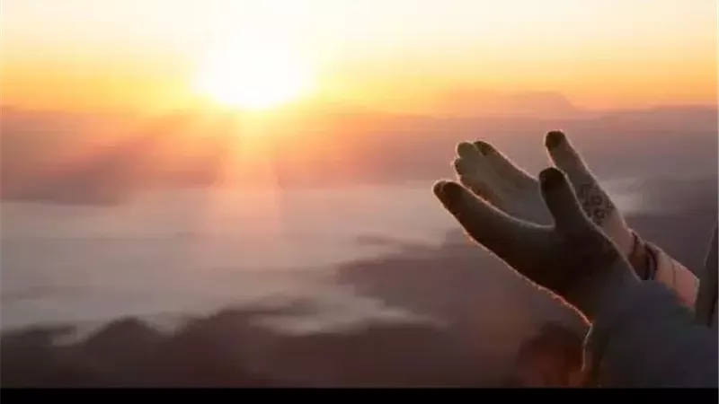 أذكار المساء:حصن المسلم و طريق صلاة الله وملائكته