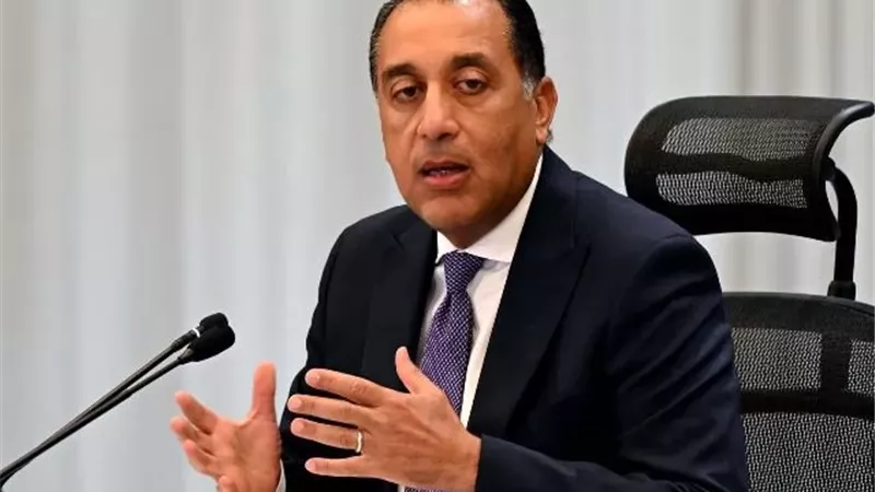 رئيس الوزراء: الأربعاء المقبل إجازة بمناسبة عيد الميلاد المجيد
