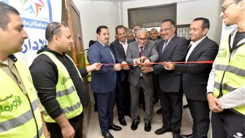 الاورمان تقيم معرض لتوزيع الملابس بالمجان على طلاب بجامعة المنيا