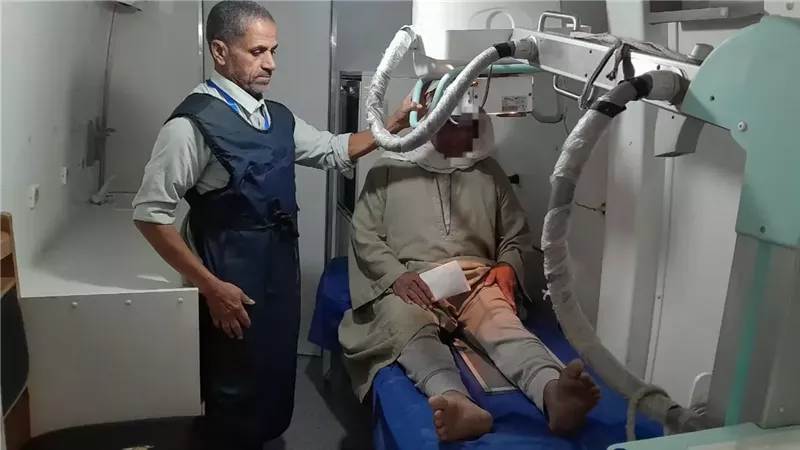 إمداد وحدات جواد حسنى وزاوية نعيم بأبو حمص بعدد من الأجهزة الطبية
