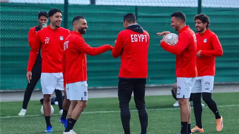 ترددات القنوات المجانية الناقلة لمباراة مصر وبنين اليوم