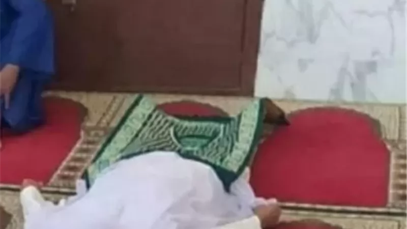 وفاة مؤذن مسجد أثناء استعداده لرفع اذان صلاة الفجر