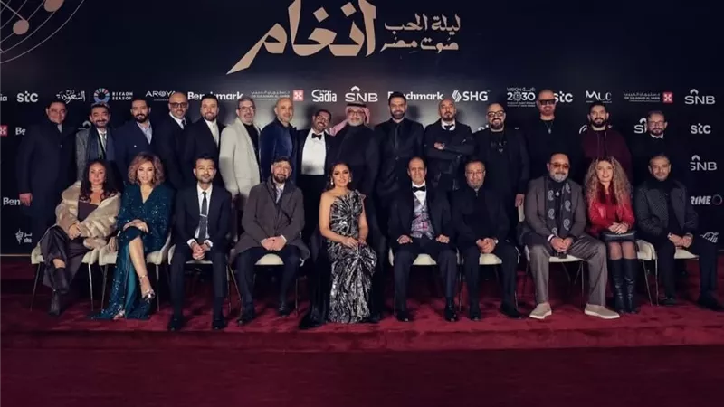 مدين يشيد بليلة أنغام في الرياض