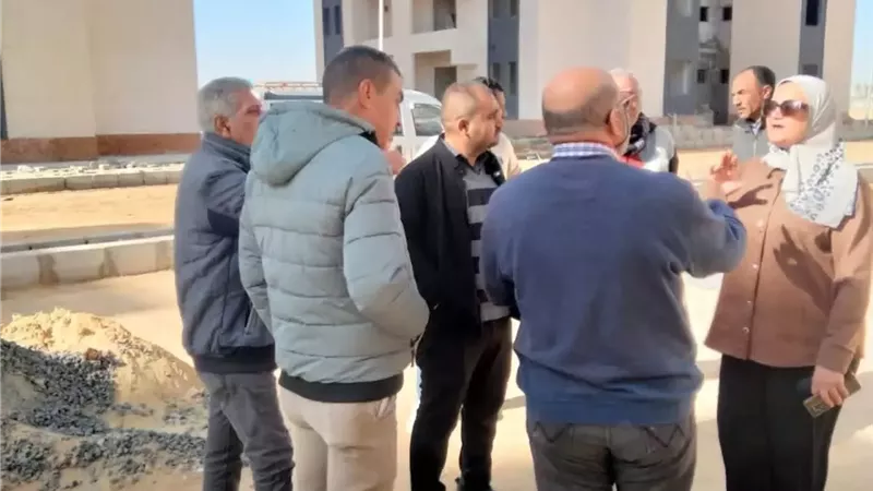 رئيس جهاز المنيا الجديدة يتابع نسب التنفيذ في المشروعات السكنية