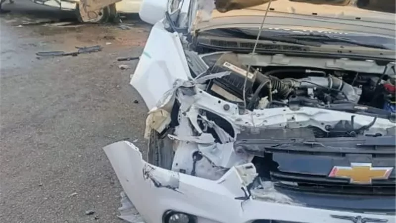 إصابة 5 أشخاص في تصادم سيارة نقل وميكروباص بطريق بنها_ شبرا الحر