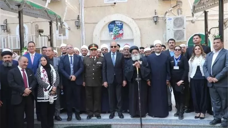 أوقاف المنيا تشارك تقدم التهنئة بعيد الميلاد المجيد بالمطرانيات