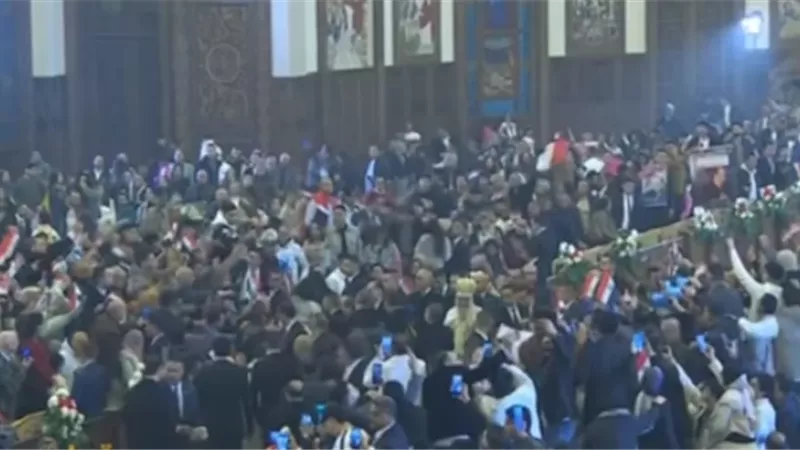 الرئيس السيسى يصل كاتدرائية ميلاد المسيح لتهنئة الأقباط بعيد الميلاد المجيد