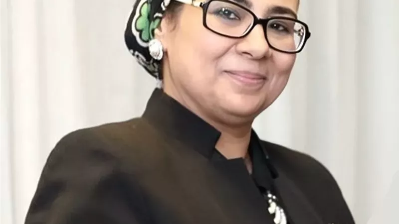 رئيسة القومي للمرأة تهنئ البابا تواضروس بعيد الميلاد المجيد