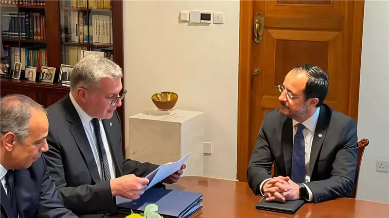 وزير البترول يبحث مع رئيس قبرص تعزيز التعاون الاستراتيجي في الطاقة