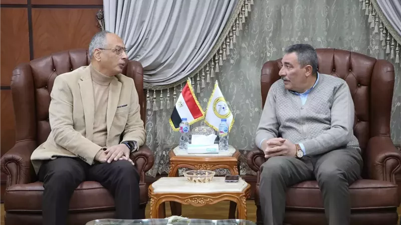 ميناء دمياط يستقبل رئيس هيئة الرقابة على الصادرات