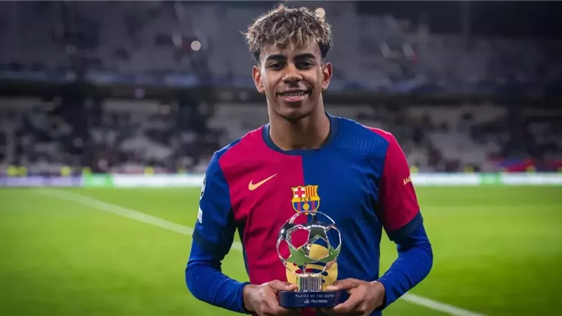 يامال على دكة الاحتياط..تشكيل برشلونة أمام بلباو بالسوبر الإسبانى