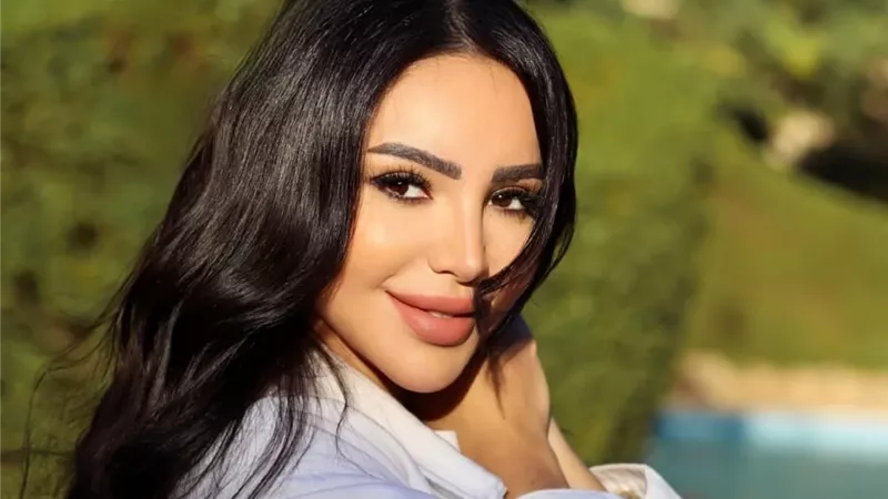«أرض الدِّمْيان» للمؤلفة إنجي علاء في معرض القاهرة الدولي للكتاب 2026