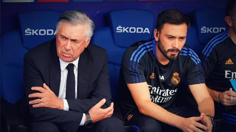 نجل أنشيلوتي يحسم موقفه من تدريب ريال مدريد