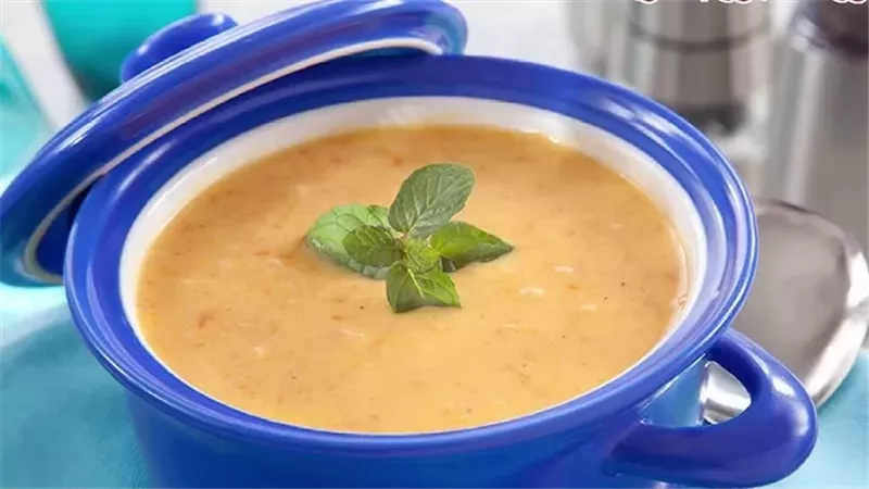 شوربة البصل والجزر بالكريمة