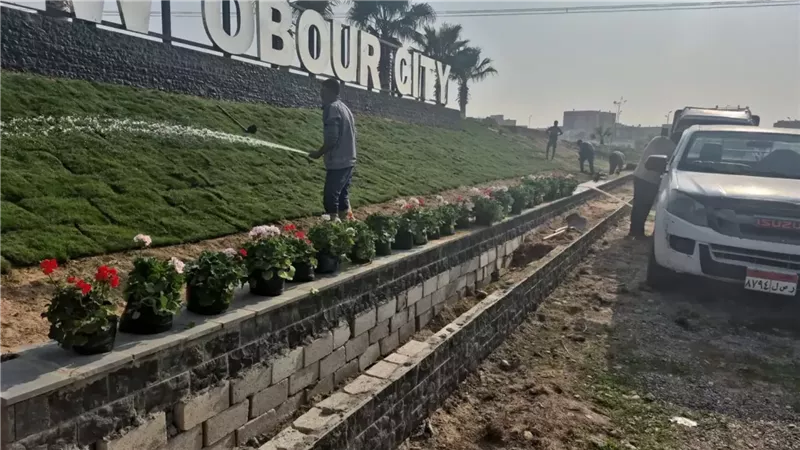رئيس جهاز العبور الجديدة يتفقد الطرق والخدمات بالأحياء