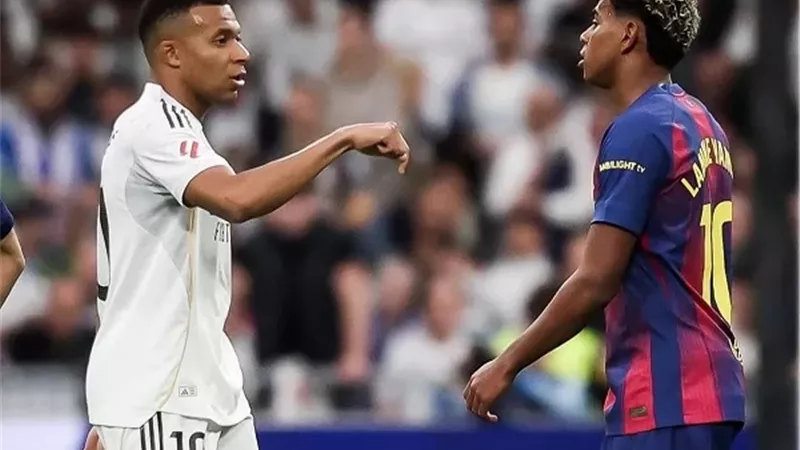 كلاسيكو الأرض.. موعد مباراة ريال مدريد وبرشلونة في نهائي السوبر الإسباني