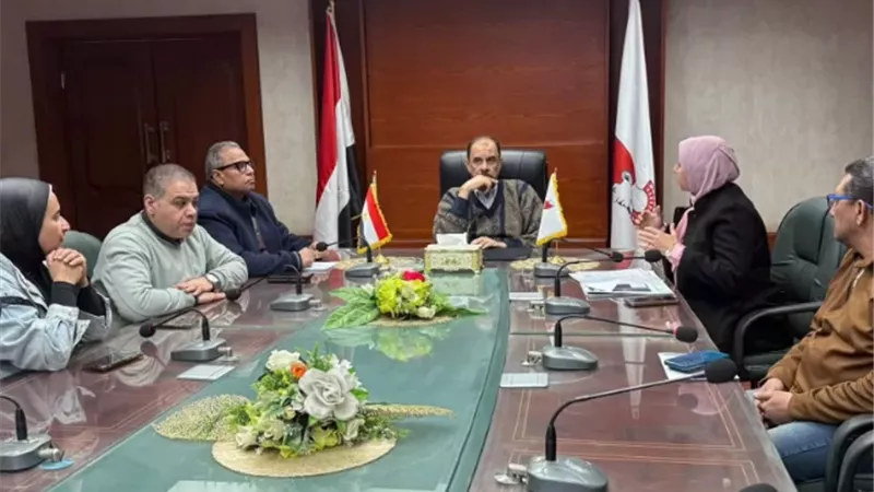 محافظ سوهاج يتابع مقترح التطوير التنفيذي لشارع المحطة