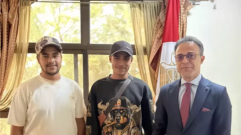 السفارة في مالي تنجح في إعادة مصريين كانا عالقين في أحد المدن البعيدة عن العاصمة