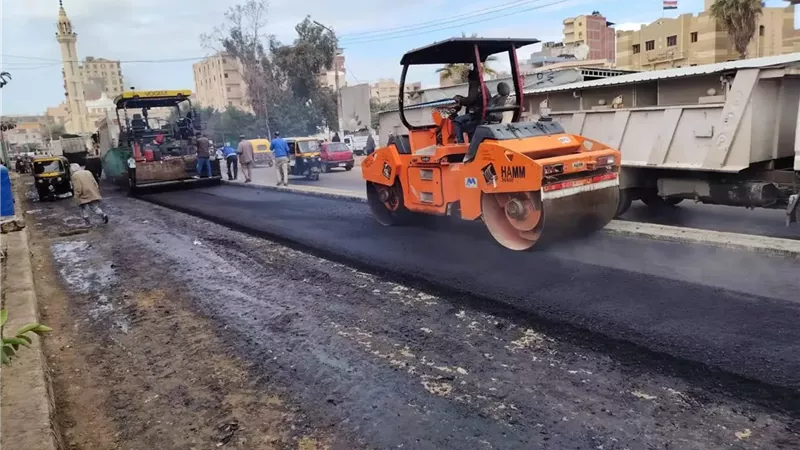 رصف شارع جمال عبد الناصر ببلطيم