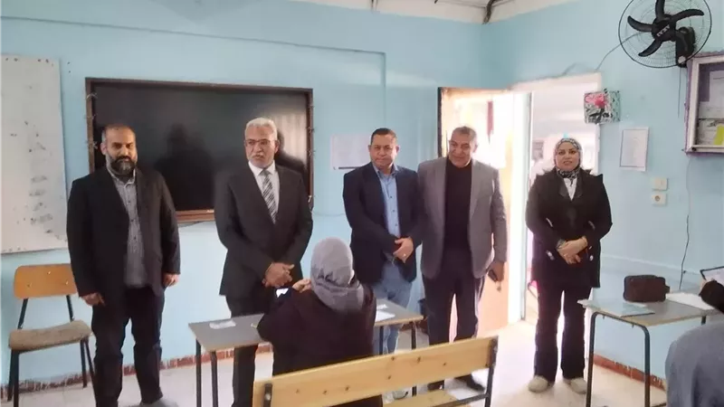 236 ألف طالب يؤدون امتحانات نصف العام لصفوف النقل بالإسماعيلية
