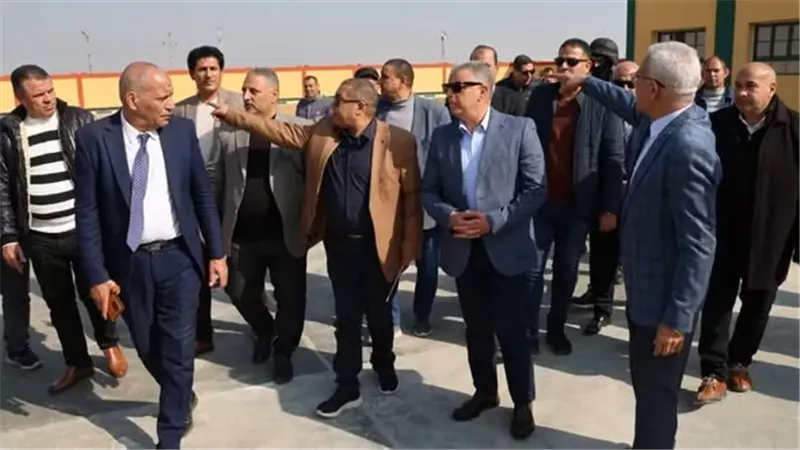 محافظ الإسماعيلية يتفقد إنشاءات مدرسة تبرع من جمعية تعمير..صور