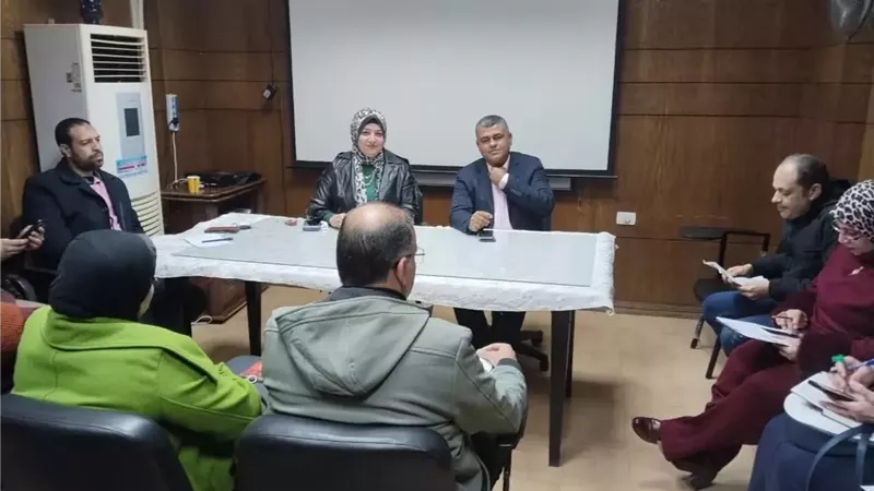 مدير الصحة بالمنيا يواصل متابعة 