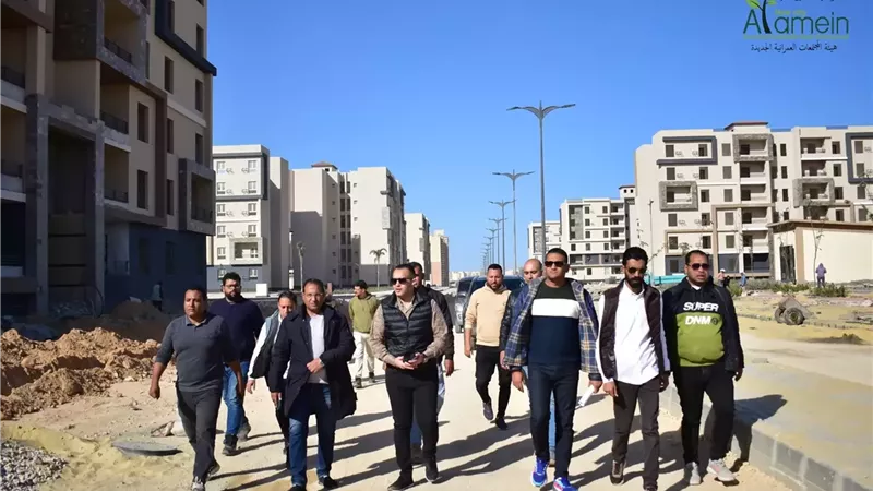 رئيس جهاز العلمين يتفقد «سكن لكل المصريين» والداون تاون