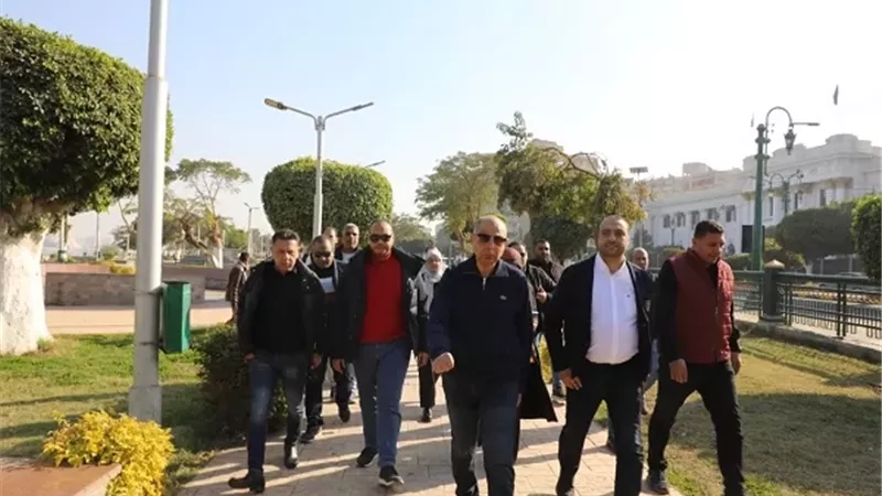 إجراءات عاجلة للارتقاء بالمظهر الجمالي بكورنيش عروس الصعيد