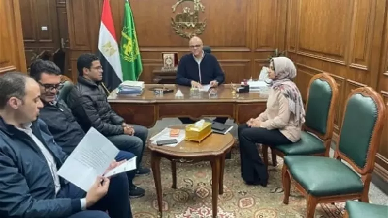محافظ القليوبية يبحث إطلاق النسخة الخامسة من معرض 