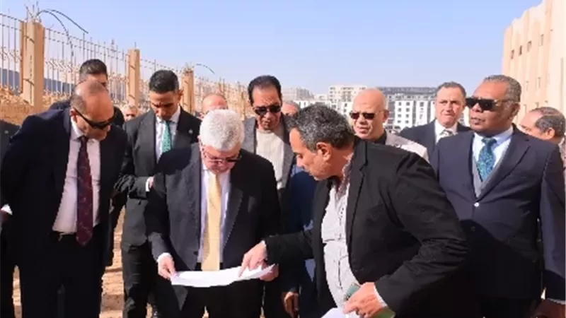 شراكة بين 