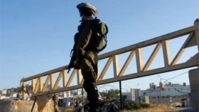 محافظة القدس: سلطات الاحتلال تخطر بقطع الكهرباء والمياه عن مباني 