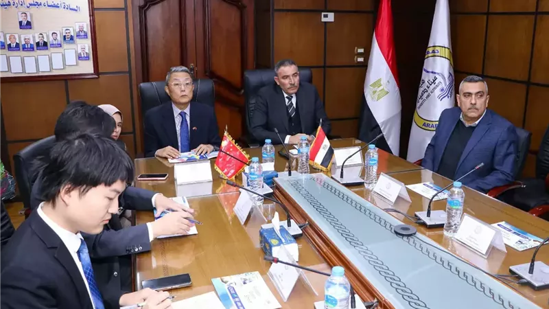 ميناء دمياط يستقبل القنصل العام لدولة الصين