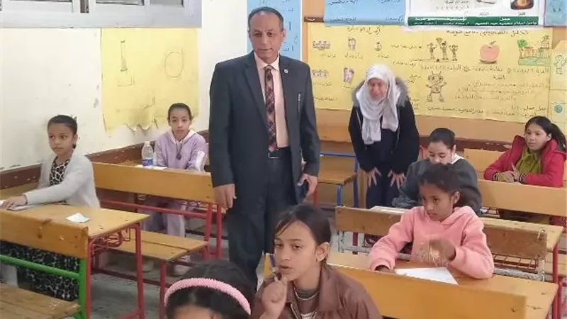 متابعة ميدانية لامتحانات مدراس طور سيناء