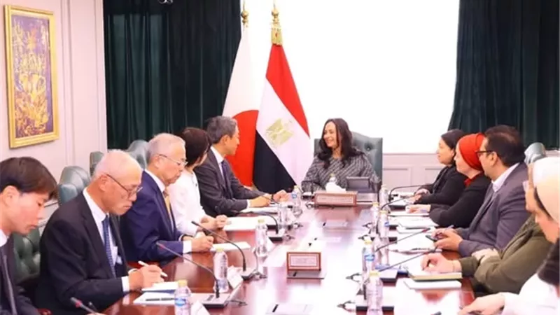 وزيرة التضامن تستقبل الوفد الياباني لدعم برامج الطفولة وكبار السن