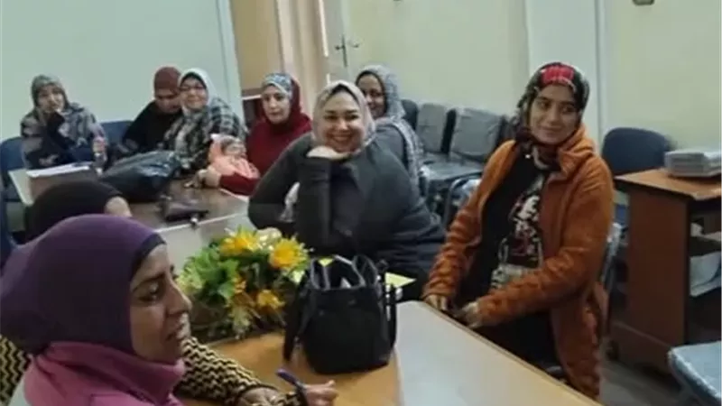 قومي المرأة بالإسماعيلية يناقش قانون التأمينات الإجتماعية