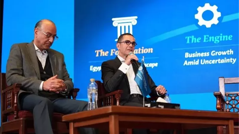 وزير الاستثمار يناقش الرؤية الاقتصادية لمصر بالجامعة الأمريكية